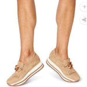 Softwaves Sapato Candice shoe- New in Box- ordered but does not fit.